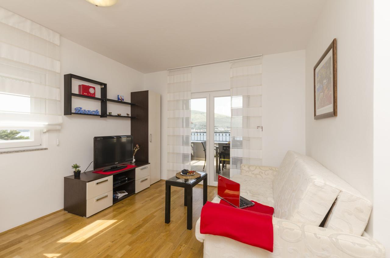 Apartments Maja Donji Okrug  Extérieur photo