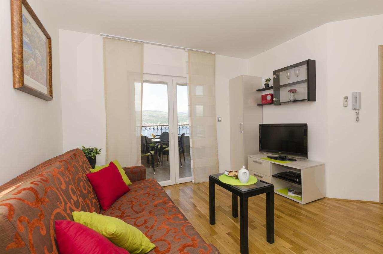 Apartments Maja Donji Okrug  Extérieur photo