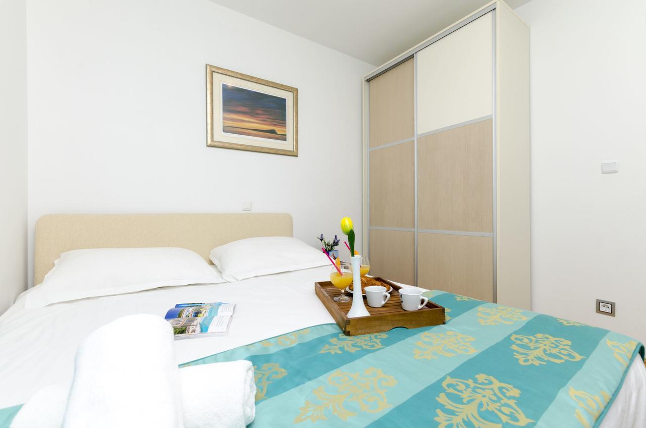 Apartments Maja Donji Okrug  Extérieur photo
