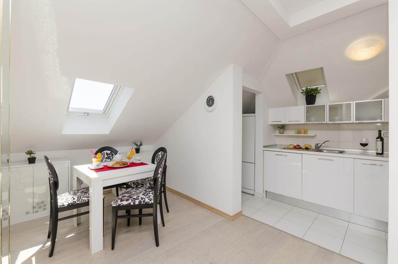 Apartments Maja Donji Okrug  Extérieur photo