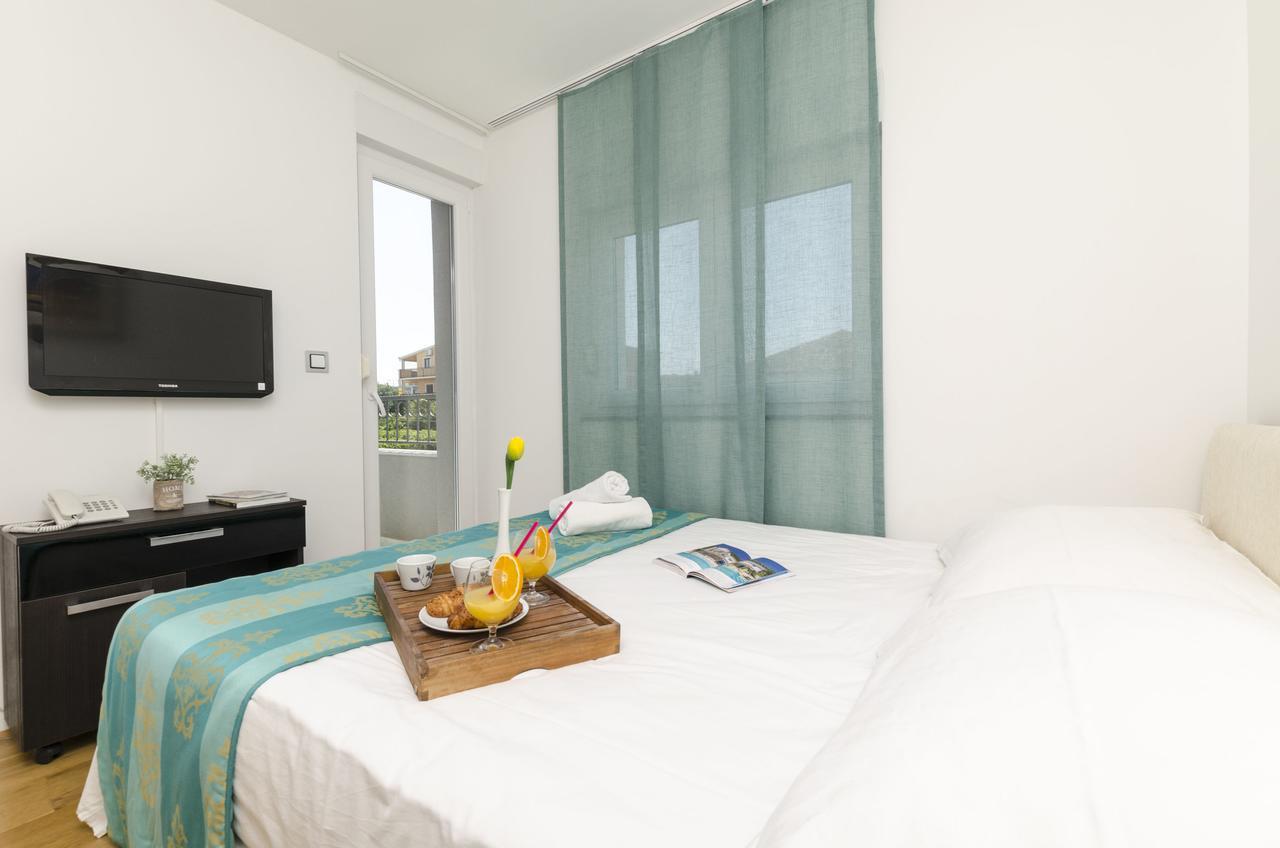 Apartments Maja Donji Okrug  Extérieur photo