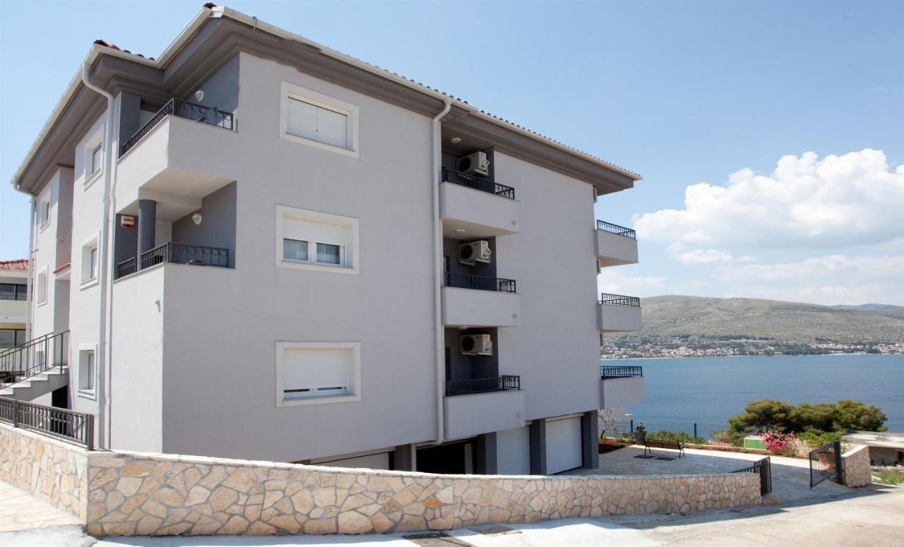 Apartments Maja Donji Okrug  Extérieur photo
