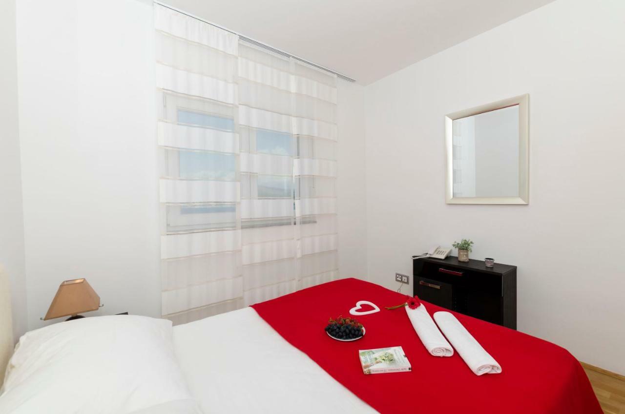 Apartments Maja Donji Okrug  Chambre photo