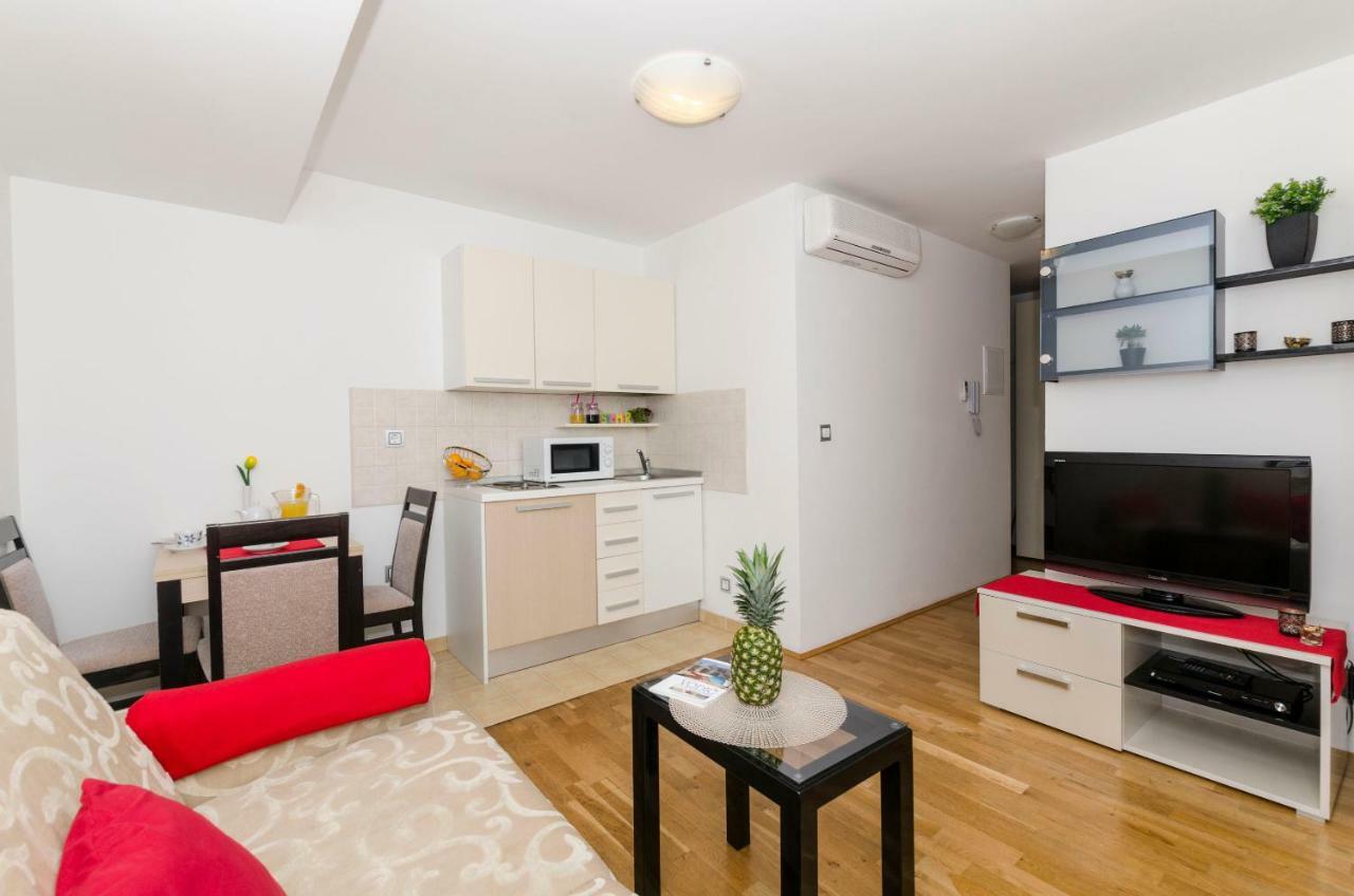 Apartments Maja Donji Okrug  Chambre photo