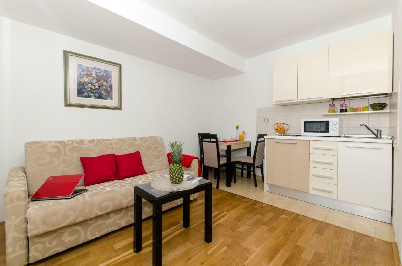 Apartments Maja Donji Okrug  Chambre photo