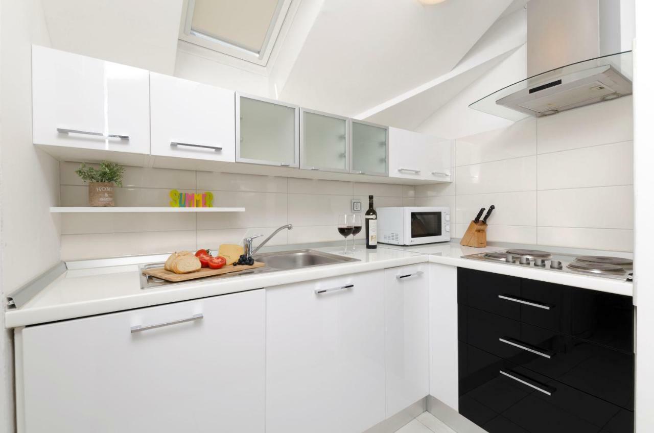 Apartments Maja Donji Okrug  Chambre photo
